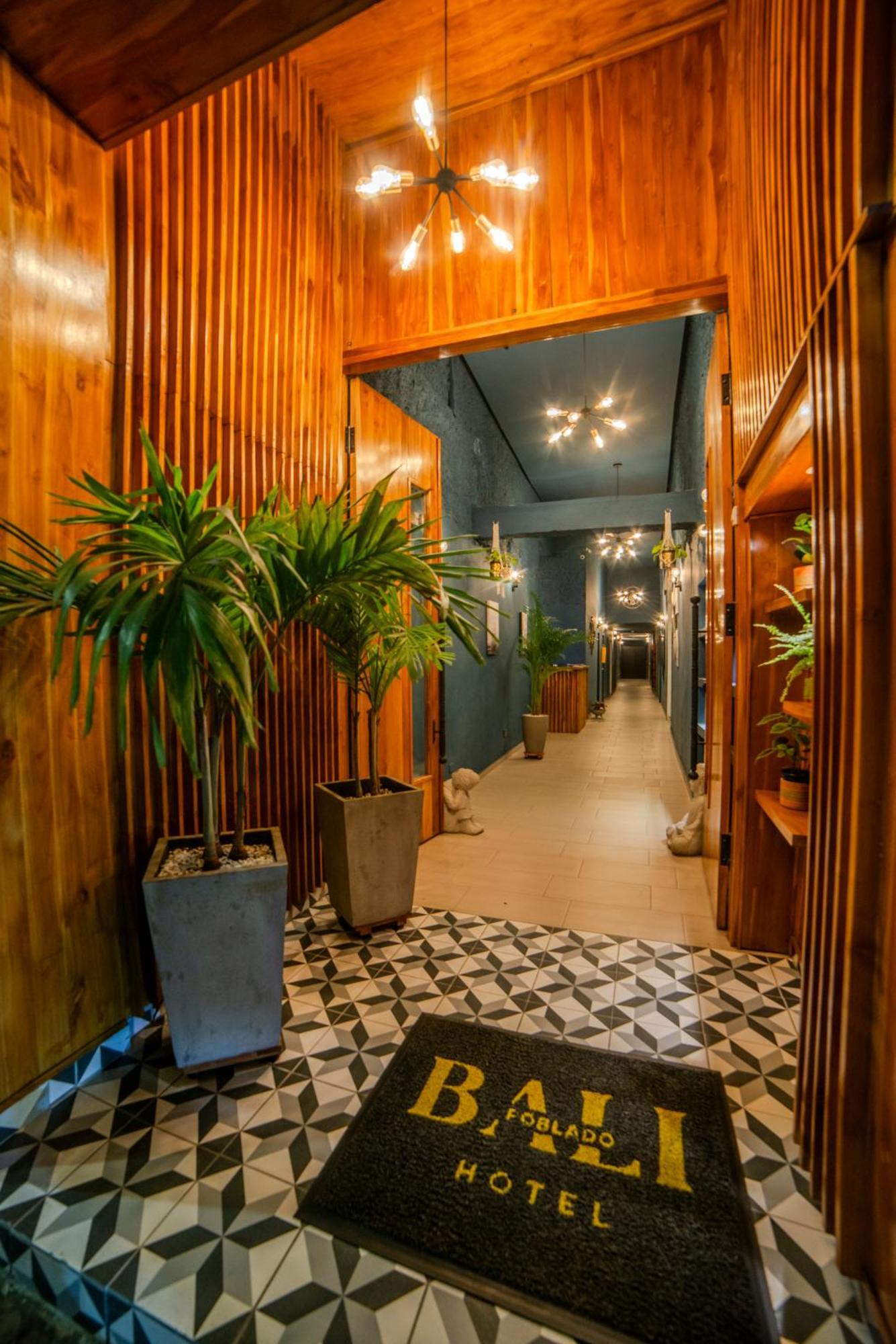 Hotel Bali At Poblado Медельїн Екстер'єр фото