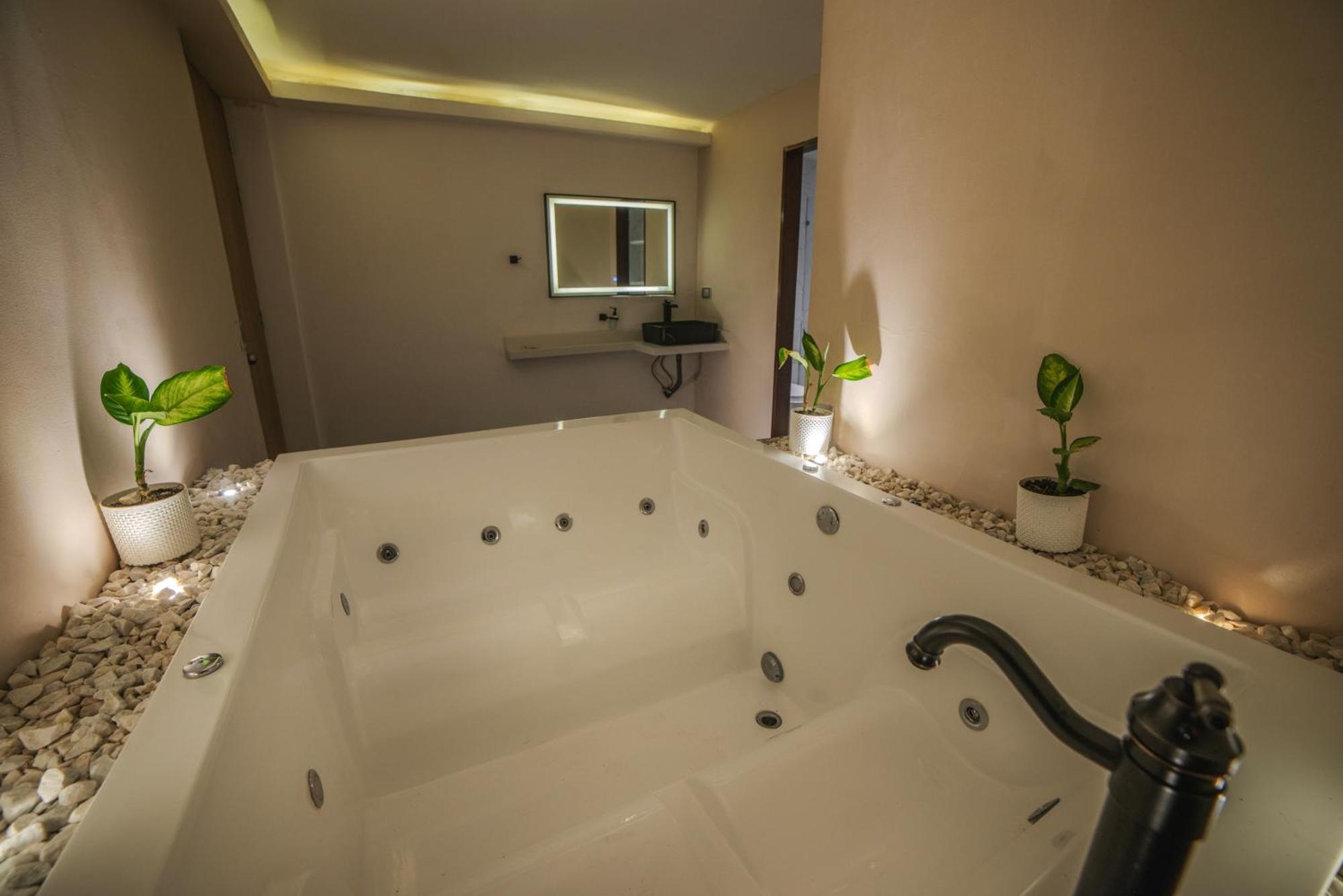 Hotel Bali At Poblado Медельїн Екстер'єр фото